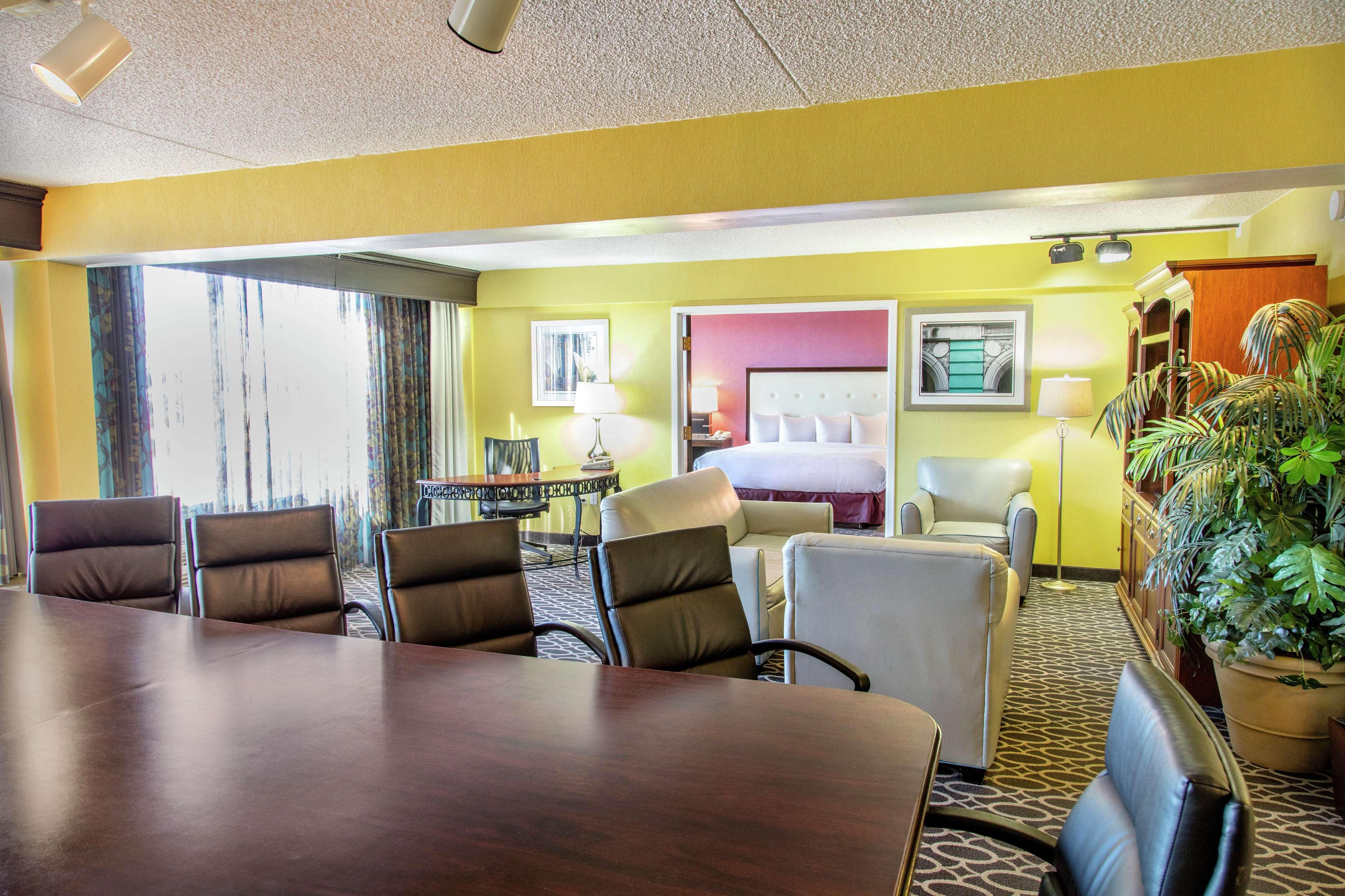 Doubletree By Hilton Richmond - Midlothian Hotel Exterior foto